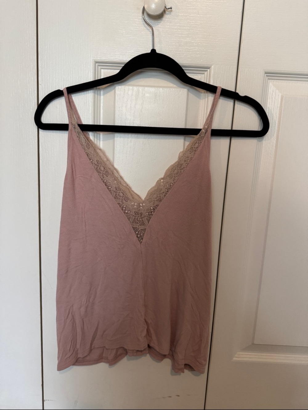 American Eagle Outfitters Lace-Trim Camisole Tank - Mauve Pink
